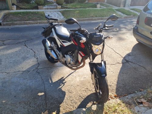 Imagen 1 de 8 de Honda Cb250