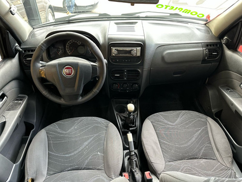 Fiat Siena 1.0 El Flex 4p