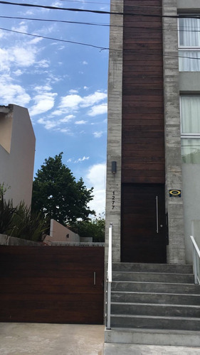 Imagen 2 de 14 de Duplex En Pinamar Con Parrilla - Cochera Y Guarda Cuatri - Alquiler Temporal