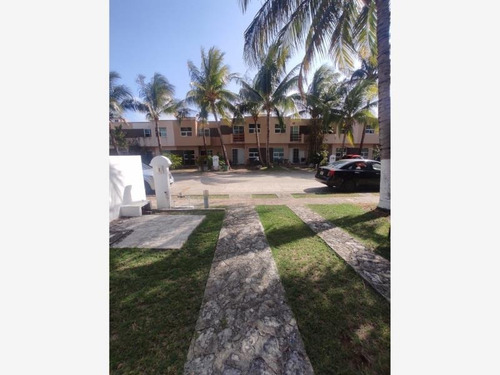 Imagen 7 de 11 de Remate De Casa En Fraccionamiento Privado En Playa Del Carmen. Bl
