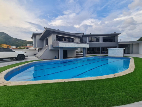 Imagen 2 de 13 de Casa En Venta En El Parral 04244935350