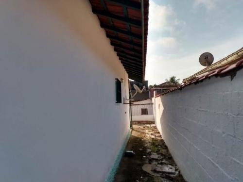 Casa À Venda Em Acesso Asfaltado - Itanhaém 6118 | Sanm