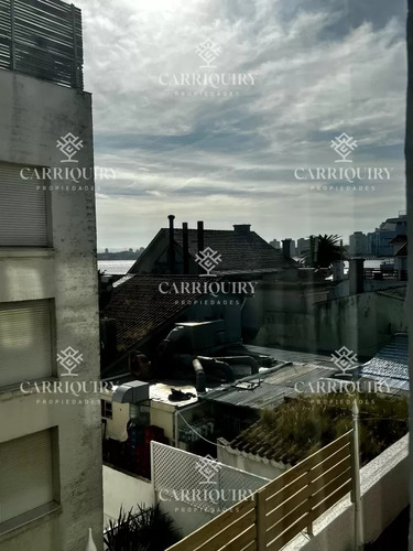 4 Dormitorios, Estufa A Leña, Ascensor, Garaje En El Corazón De La Peninsula Y A Una Cuadra Del Mar.