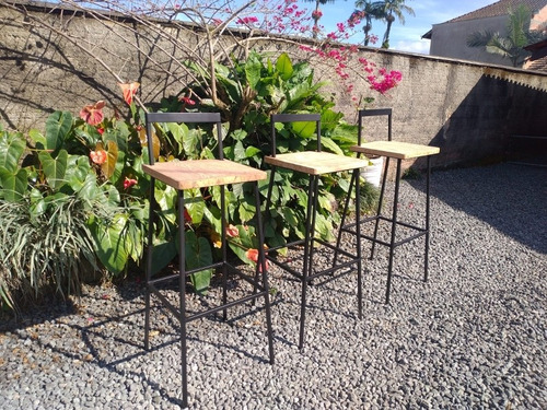 Imagem 3 de 5 de Faço Banquetas Para Vender