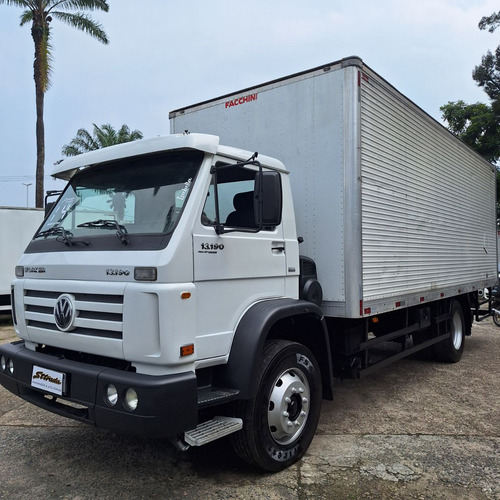 Vw 13190 Ano 2014 Equipado Com Bau