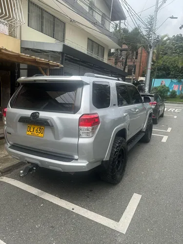Toyota 4Runner 4.0 Sr5