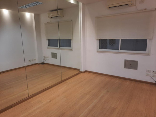Imagen 8 de 10 de Oficina En Venta Tribunales