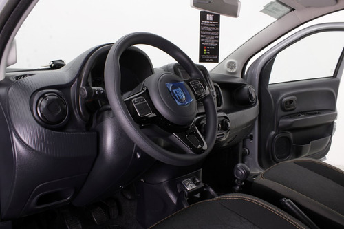 Fiat Mobi Trekking 1.0 MT - SEGURO GRATIS POR 1 AÑO