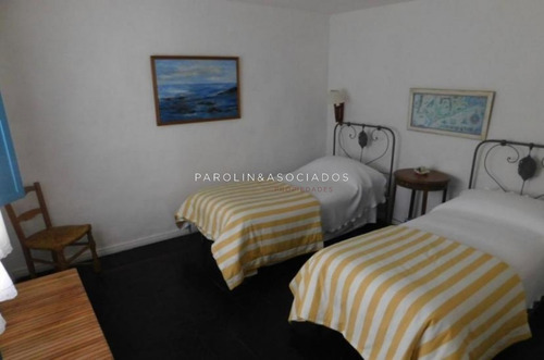 Casa En Venta De 5 Dormitorios En La Barra -ref:3949