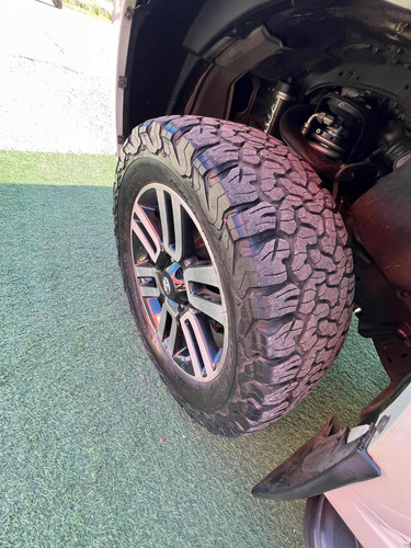 Toyota 4runner Limited 4x4