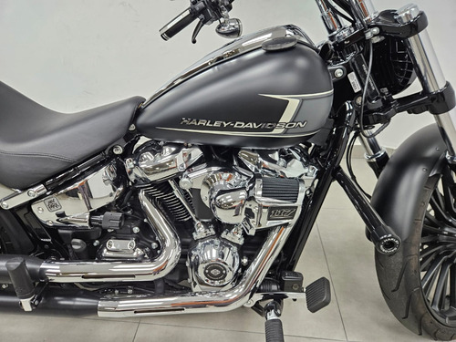 Harley-davidson Softail Breakout 117