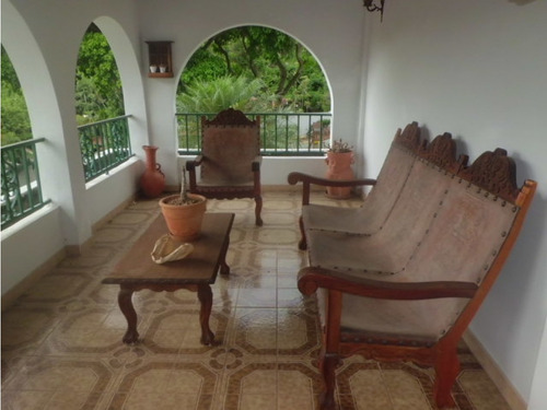 Se Vende Casa 600m2 Prados Del Este 4815
