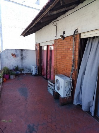 Imagen 3 de 27 de Venta - Casa - Lote Propio - Con Local - Garage - 5 Ambientes - Jose Ingenieros - Tres De Febrero
