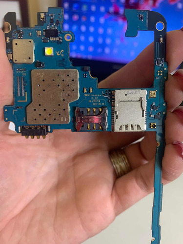 Placa Mãe Samsung J701 J7 Neo Boa 16gb (Usado)