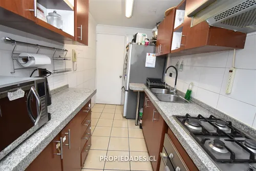 Departamento En Venta De 2 Dorm. En Las Condes