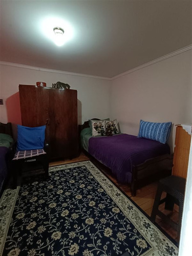 Casa En Venta De 5 Dorm. En Lo Prado