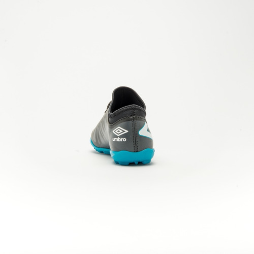 Imagen 3 de 5 de Botines Niños Umbro Sintetico Velocita Lefran