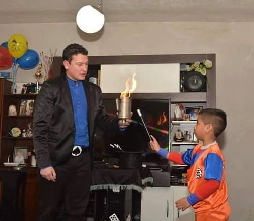 Imagen 7 de 10 de Show De Magia Eventos Y Cursos Mago Ariel Infantil Adultos