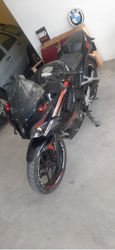 Imagen 3 de 5 de Bajaj Rouser Rs 200 Modelo 2016