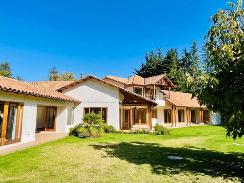 Deslumbrante Casa En Consolidado Condominio (95941)