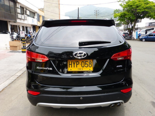 Hyundai Santa Fe At 2400cc 4x4