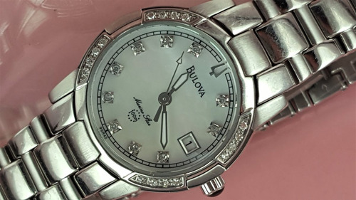 Relógio Bulova 96r42 Visor Branco Perolizado, Dez Diamantes.