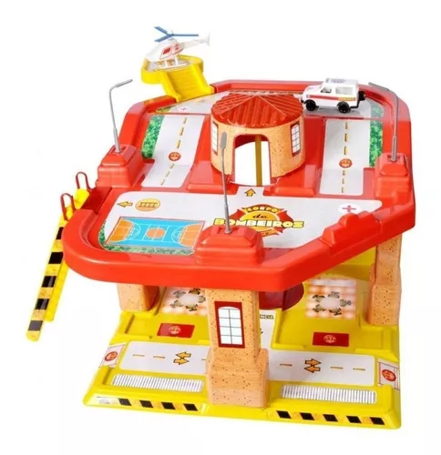 Pista Playset Infantil Posto Corpo de Bombeiros Carrinho e