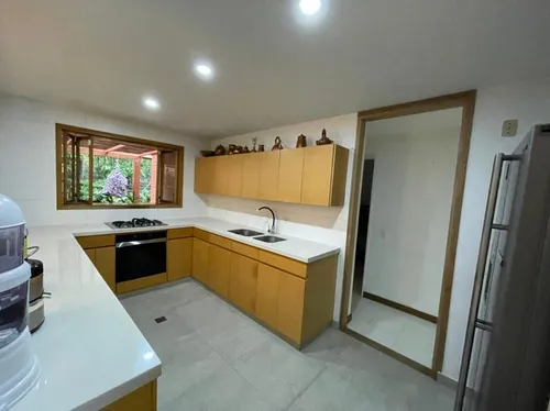 Casa En Venta En Los González. Cod V3845