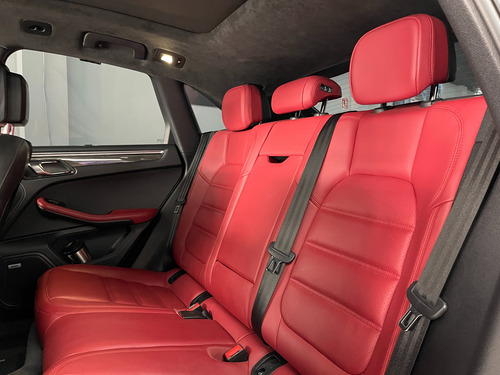 Porsche Macan 3.7 Turbo At