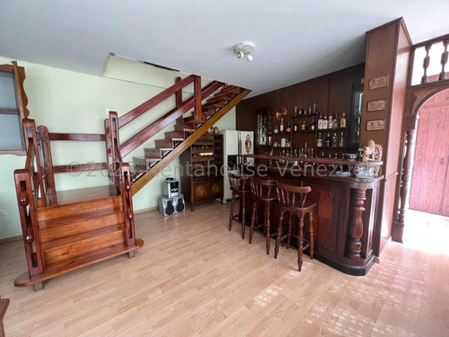 Imagen 14 de 30 de Casa En Venta En Colinas De La California Caracas Pisos De Marmol Vista Al Avila Economicas Muy Conservada Doble Vigilancia Remate 23-18970
