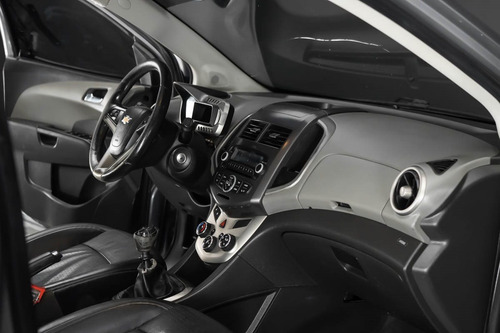 Imagen 16 de 25 de Chevrolet Sonic Ltz - Motorland Permuto / Financio