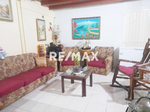 Re/max Acción - En Venta Casa Lista De Habitar Coro Estado Falcón