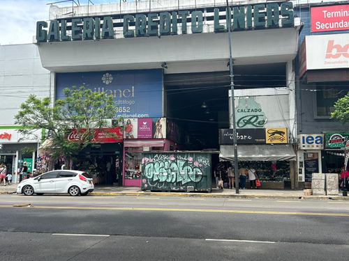 Alquiler Local  Galería Frente A Estación Liniers