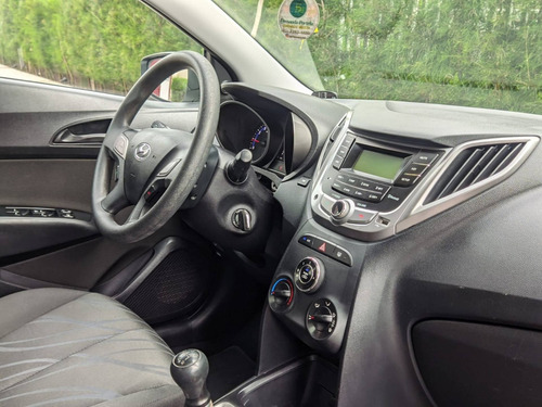 Imagem 5 de 12 de Hyundai Hb20 1.0 Comfort 12v Flex 4p Manual