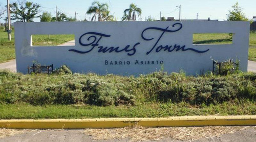 Venta Terreno En Funes Town Sobre Av. Las Heras