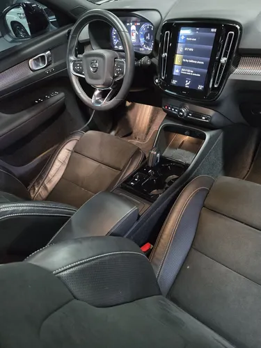 Volvo XC40 2.0 T5 Awd R-design