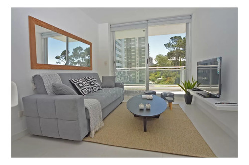 Moderno, 1 Dorm Definido, Wifi, Edificio Con Servicios.