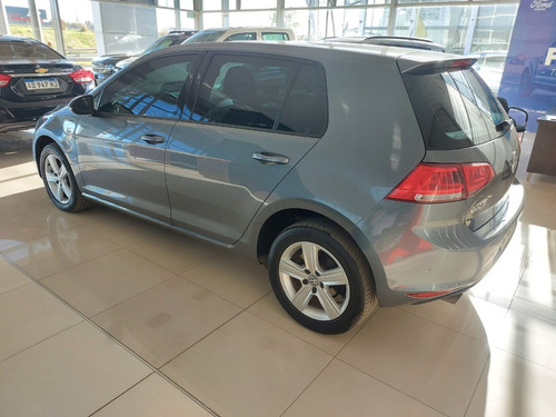 Imagen 5 de 17 de Volkswagen Golf 1,6 Trendline 2017 // 023179