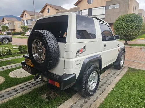 Daihatsu Feroza 1.6 F300