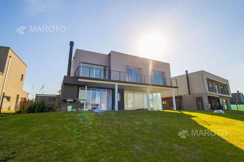 Imagen 30 de 30 de Casa En Venta En Barrio El Canton - Maroto Propiedades
