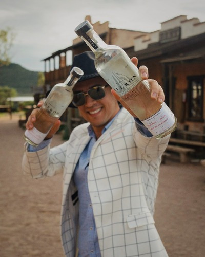 Imagen 5 de 6 de Mezcal Alerón - Agave Cenizo - 750 Ml | 1 Botella