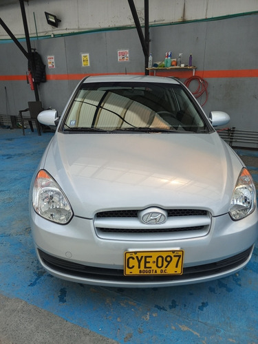 Hyundai Accent Web