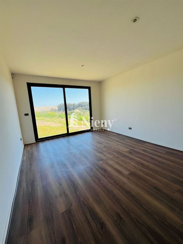Casa En Arriendo De 3 Dorm. En Quintero