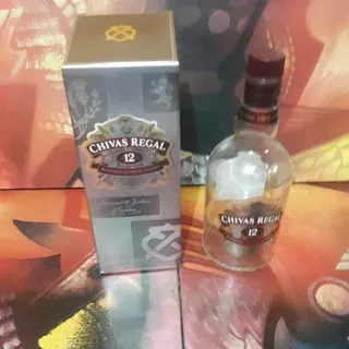 Botella Y Caja De Whisky Chivas 12 Años Exelente Estado