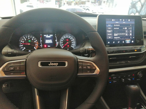 Imagen 16 de 21 de Jeep Compass Sport 1.3 T270 2023*