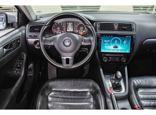 Volkswagen Jetta 2.0 TSI HIGHLINE 200CV GASOLINA 4P TIPTRONIC