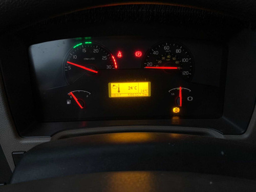 Imagem 7 de 7 de Volvo Vm 270 8x2