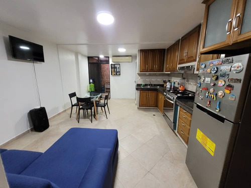 Townhouse En Venta En Urbanización Tazajal, Res. Villa Florencia