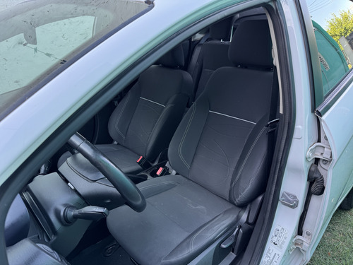 Ford Fiesta Kinetic 1.6 Se Plus 120cv
