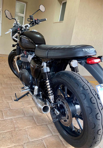 Triumph Street Twin